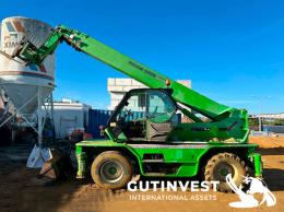 1  -  Diesel Rotating telescopic handler