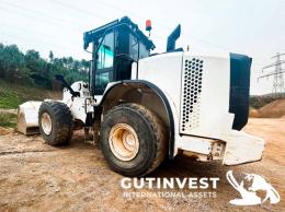1  -  Wheel loader