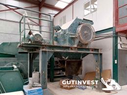 1  -  Hammer mill + platform