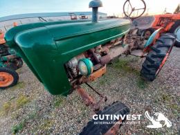 9  -  Agricultural tractor
