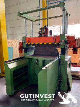 7  -  Die spotting press