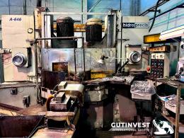 4  -  Flat grinding machine