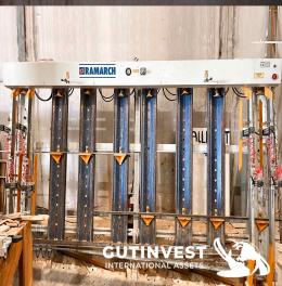 6  -  Vertical Press