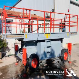 2  -  Scissor lift platform - 10 meters
