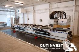 1  -  CNC Machining Center for wood