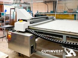 1  -  Resin machine for flat glass 