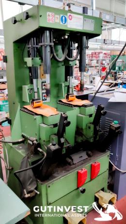 6  -  sole pressing machine
