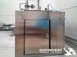 1  -  Steam sterilizer 