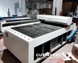 1  -  Laser engraving cutting machine