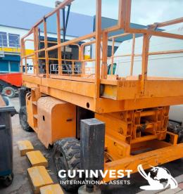 3  -  Diesel scissor platform