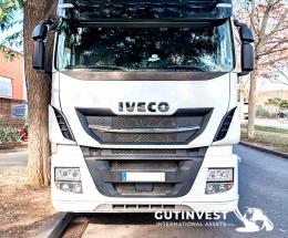 8  -  Truck