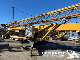 4  -  Self-erecting crane