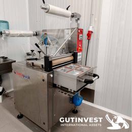 1  -  Semi-Automatic Heat Sealing machine