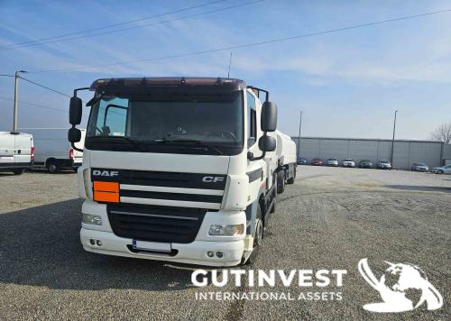 Camión cisterna ADR para el transporte de gasolina