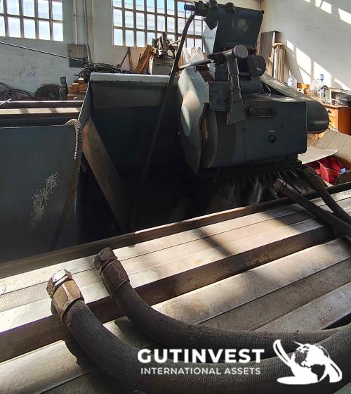 Universal Hydraulic Grinding Machine