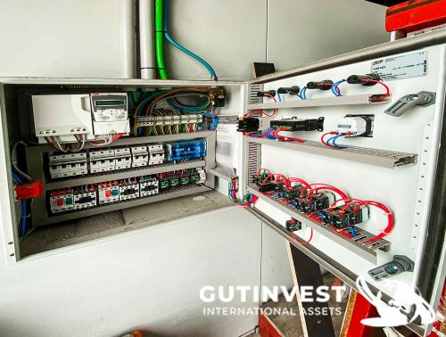 Pressurized and Climate-Controlled Paint Booth