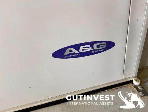 Pressurized and Climate-Controlled Paint Booth