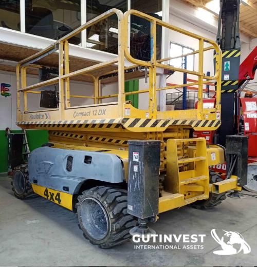 Articulated Scissor Lift