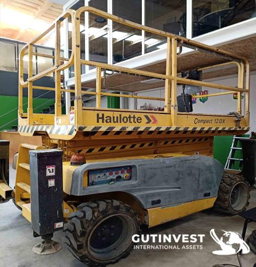 Articulated Scissor Lift