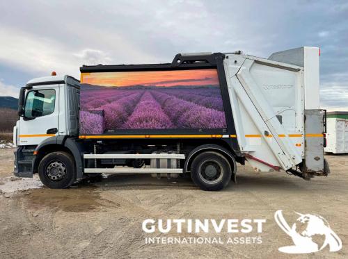 Waste Collection Vehicle - Rear Loader