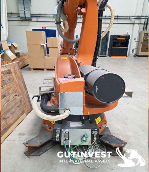  Industrial Loading Robot