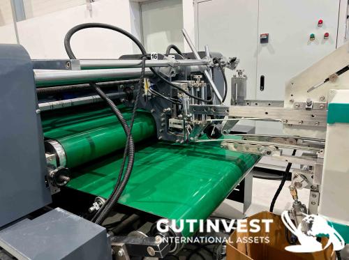 Automatic Box folding and gluing machine