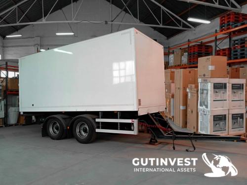 Enclosed box trailer - 2 axles