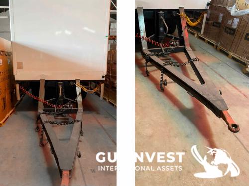 Enclosed box trailer - 2 axles