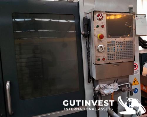 CNC Vertical Machining Center