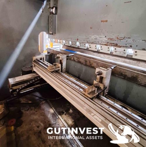 CNC Hydraulic Press Brake for Metal - 150Tn