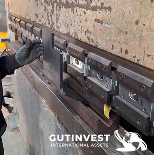 CNC Hydraulic Press Brake for Metal - 150Tn