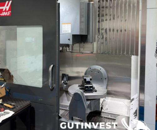 5-Axis CNC Machining Center