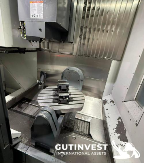 5-Axis CNC Machining Center