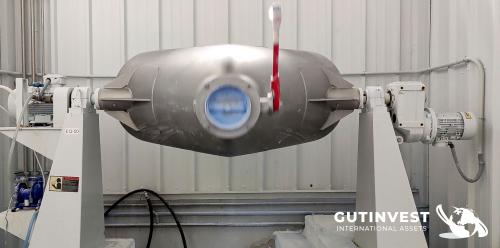 Solid "V" mixer