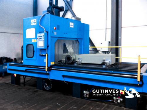 Automatic coordinate drilling machine