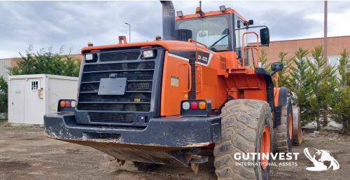  Wheel loader