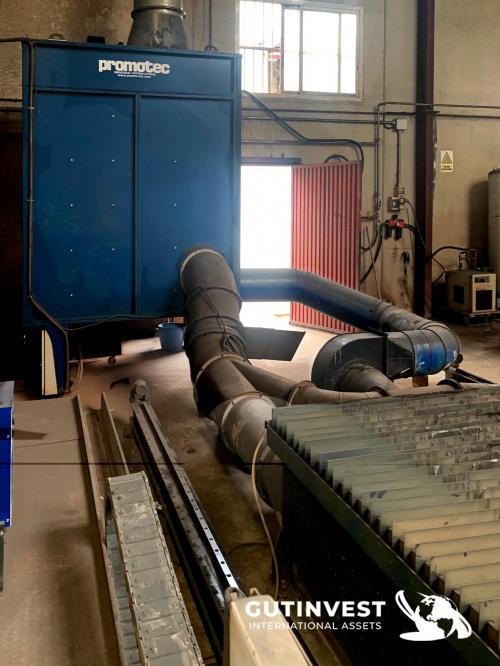 Plasma cutting machine