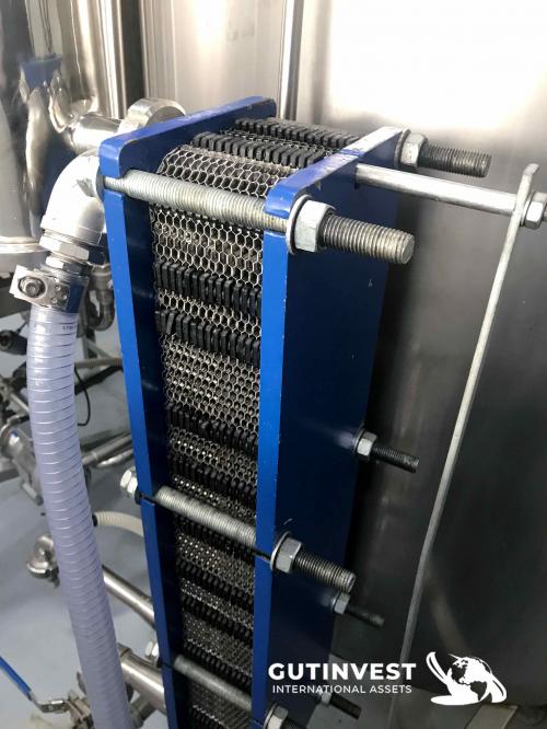 Filling and capping machine Monoblock  -1.100 bot/h