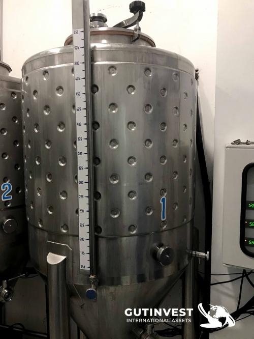 Filling and capping machine Monoblock  -1.100 bot/h