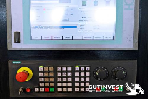 Waterjet cutting machine