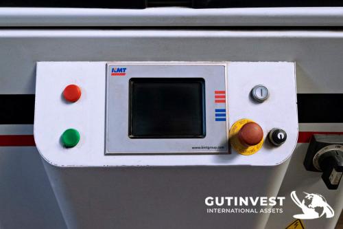 Waterjet cutting machine