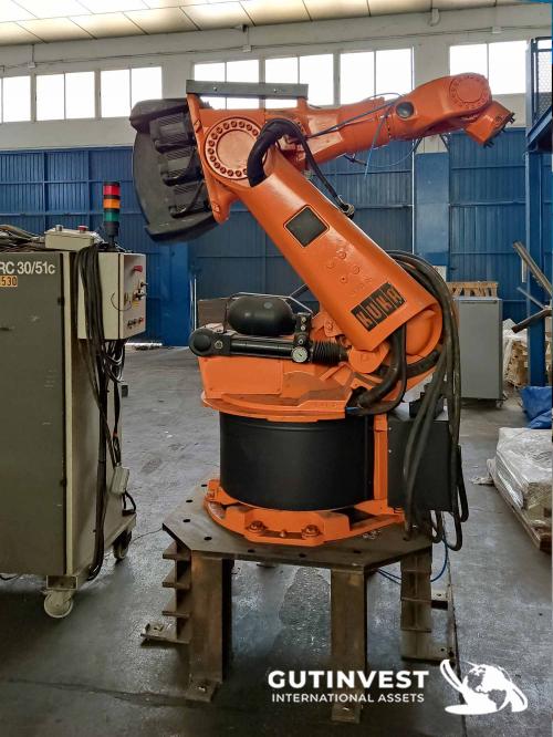 Industrial robot - 6 axis