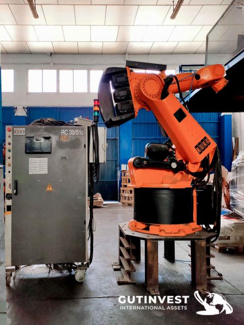 Industrial robot - 6 axis