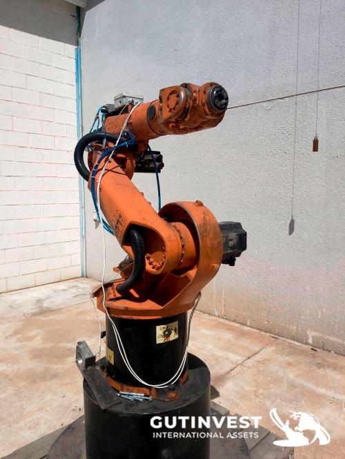Industrial robot - 6 axis