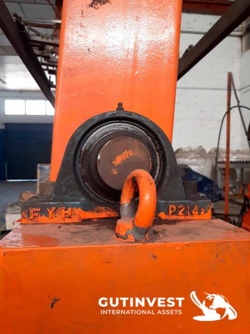 Welding robot with track and turning table - 7m