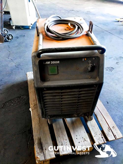 Welding robot with track and turning table - 7m