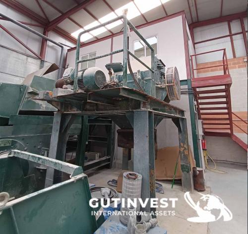 Hammer mill + platform