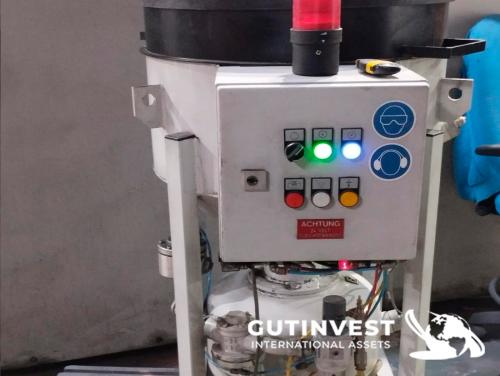 Waterjet cutting machine