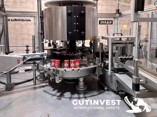 Rotary labeling machine 10.000 bottles/hour