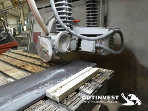 Bridge cutting machine
